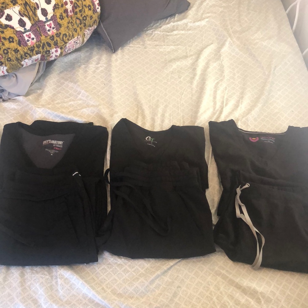 Black scrub sets medium